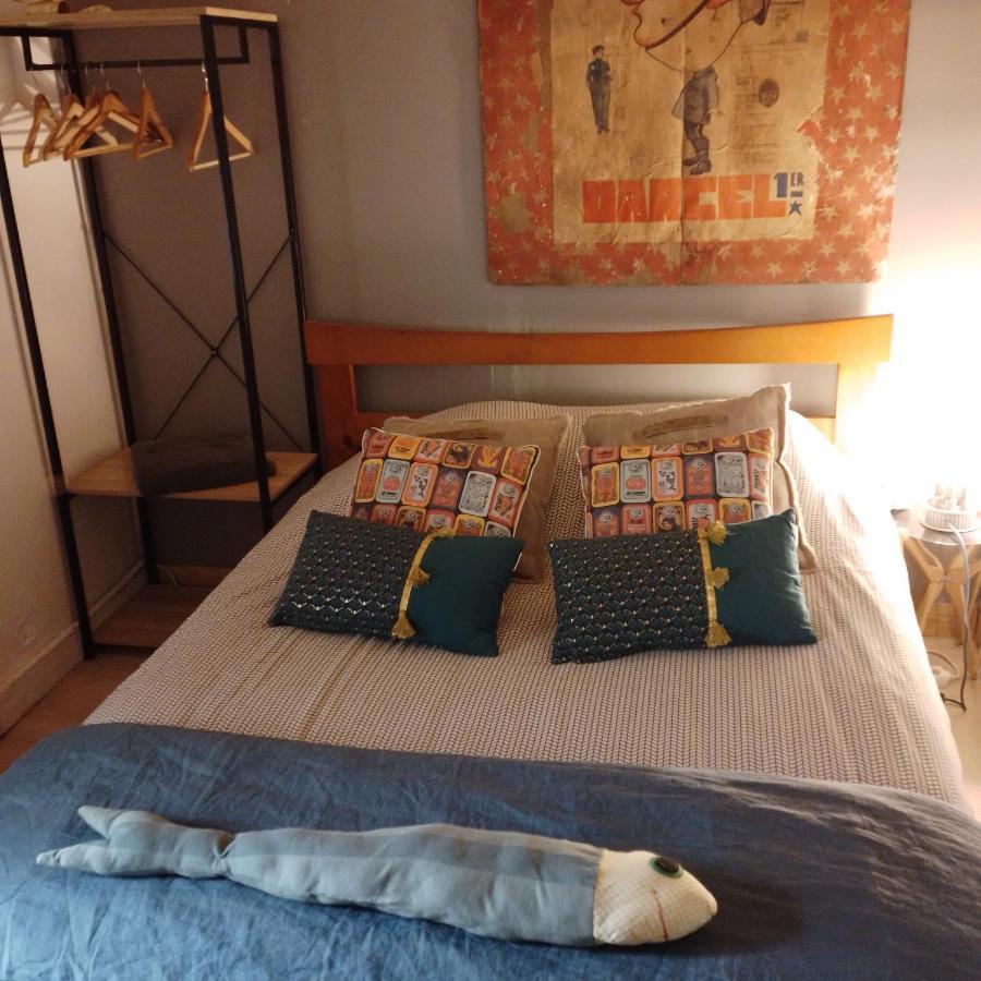 Mimi La Sardine Bed & Breakfast Saint-Gervais en-Belin ภายนอก รูปภาพ